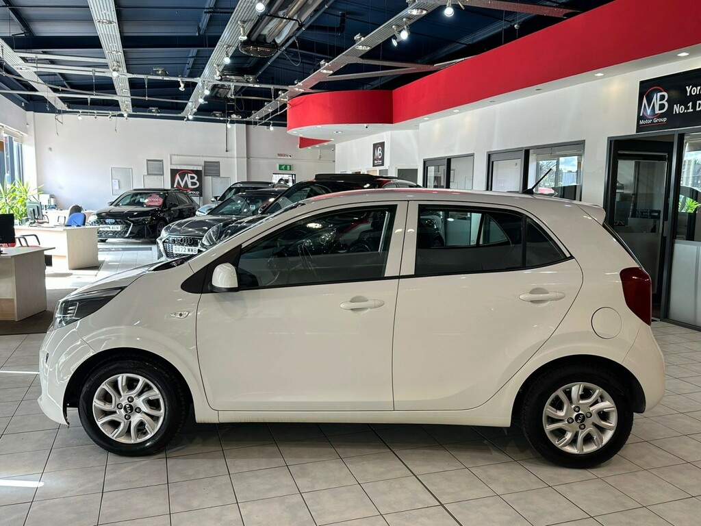 Kia Picanto Hatchback 1.0 2 202070 DG70FZL White #4