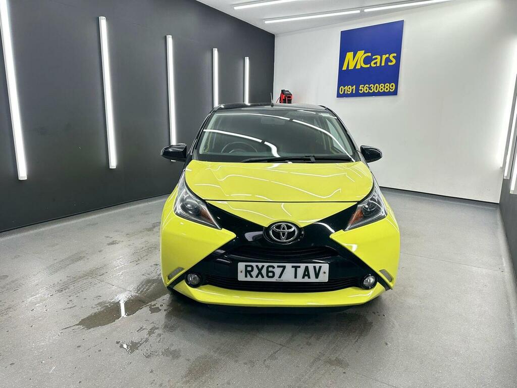 Toyota Aygo Hatchback 1.0 Vvt-i X-cite 3 Yellow Bi-tone Euro 6 RX67TAV Yellow #4