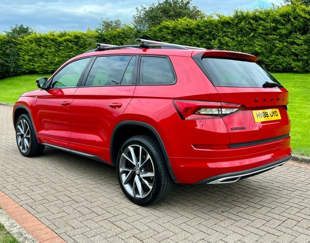 Skoda Kodiaq 2.0 Sportline Tdi Scr HV69UYO Red #4