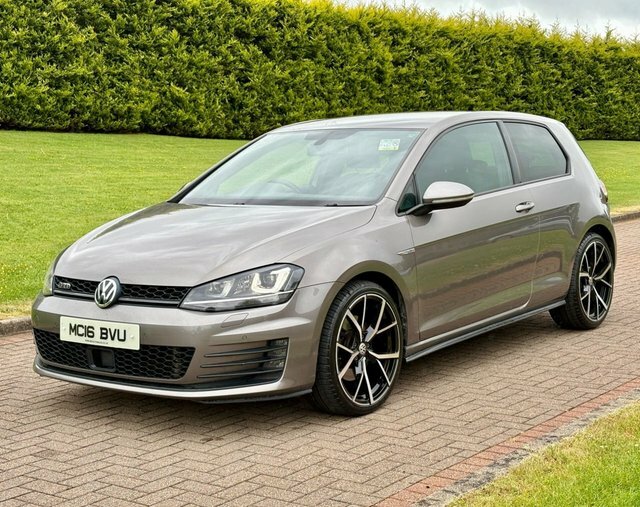 Volkswagen Golf 2.0 Tdi Bluemotion Tech MC16BVU Grey #2