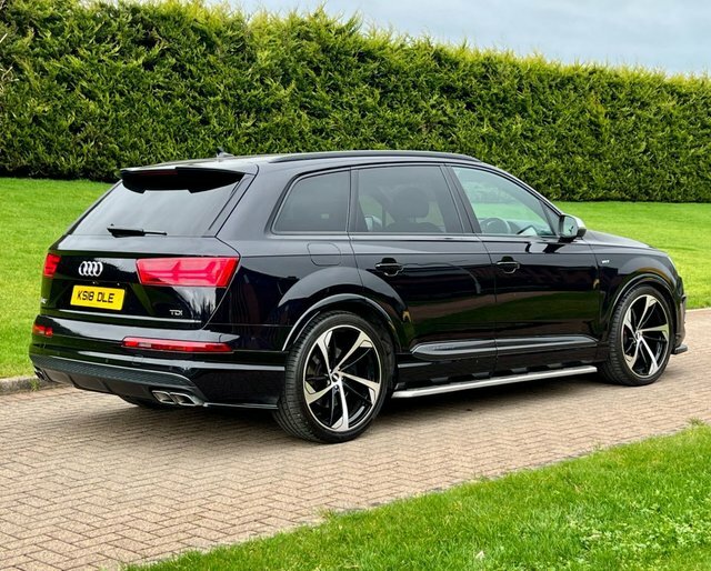Audi SQ7 4.0 Tdi V8 Suv KS18DLE Black #3