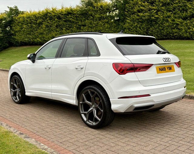 Audi Q3 2.0 Tdi 35 Sport NA19YBK White #4