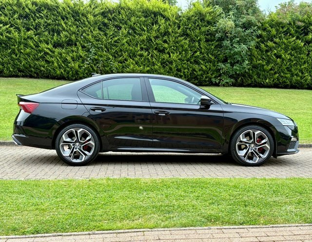 Skoda Octavia 2.0 Tdi Vrs Hatchback BG21SJV Black #5