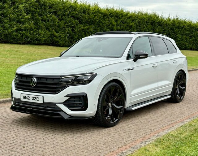Volkswagen Touareg 3.0 Tdi V6 Black WN21GZC White #2