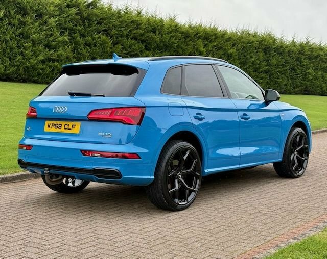Audi Q5 2.0 Tdi 40 Black KP69CLF Blue #4