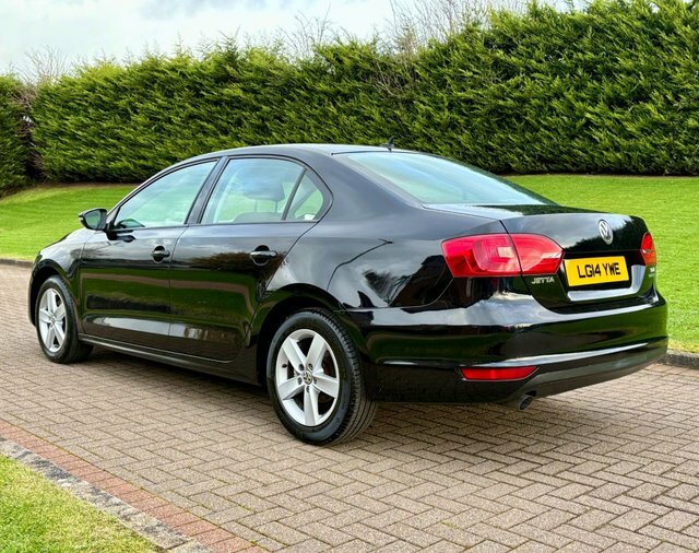 Volkswagen Jetta 1.6 Tdi Bluemotion Tech LG14YWE Black #5