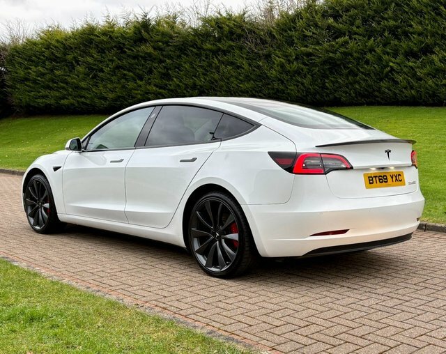 Tesla Model 3 Dual Motor Performance Saloon BT69YXC White #4