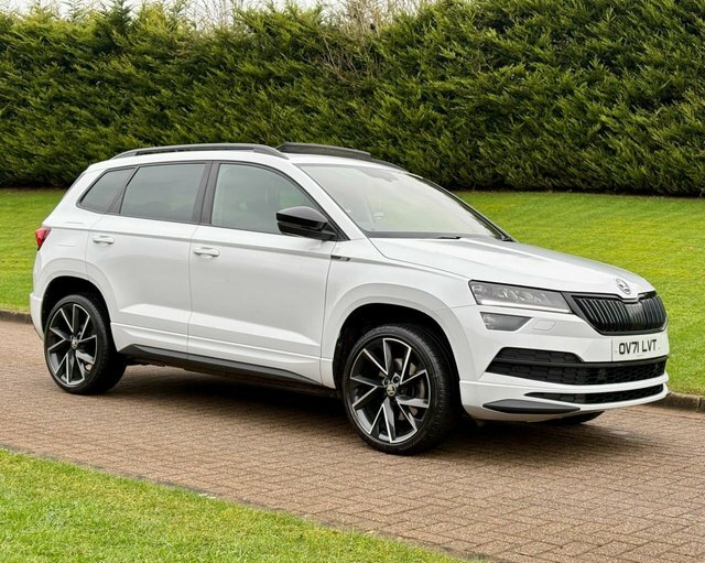 Skoda Karoq 1.5 Tsi Act Sportline OV71LVT White #5