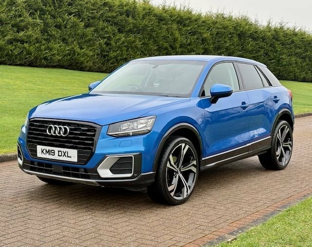 Audi Q2 1.6 Tdi 30 Sport KM19DXL Blue #2