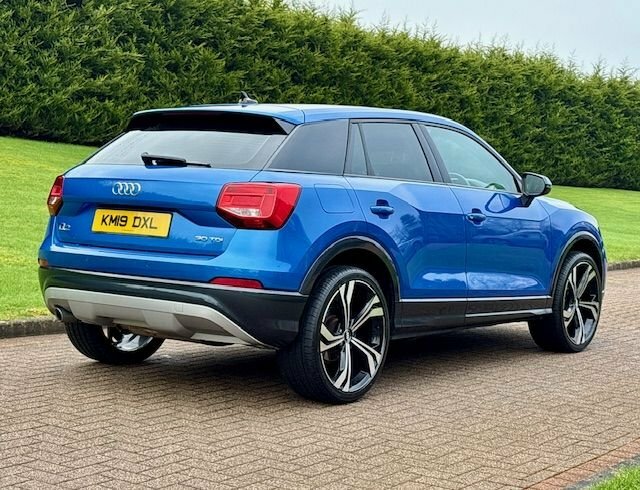Audi Q2 1.6 Tdi 30 Sport KM19DXL Blue #5