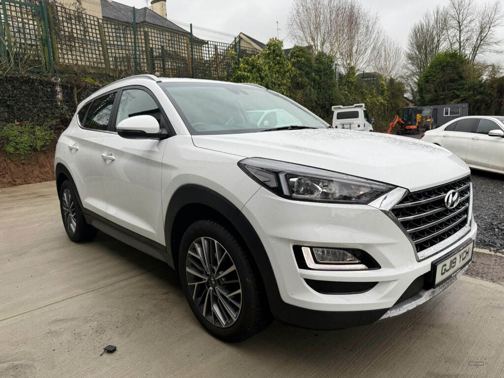 Hyundai Tucson 1.6 Crdi Premium 2Wd GJ19YCH White #2