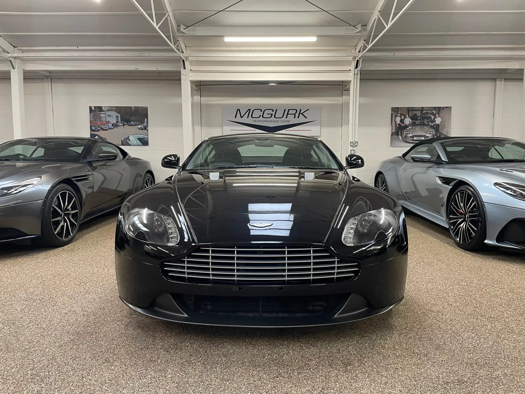 Aston Martin Vantage 4.7 #5