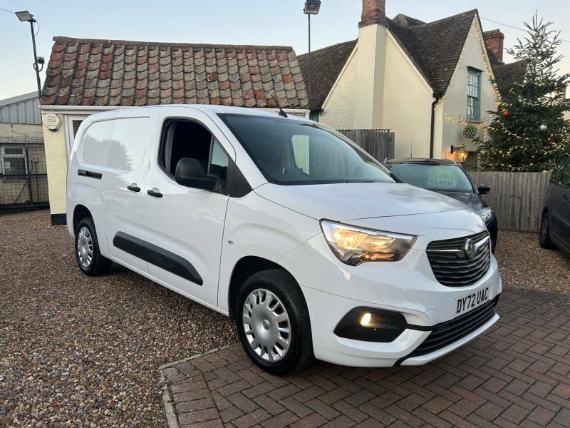 Vauxhall Combo 1.5 Turbo D 2300 Sportive L2 H1 Euro 6 6Dr - 2022 White