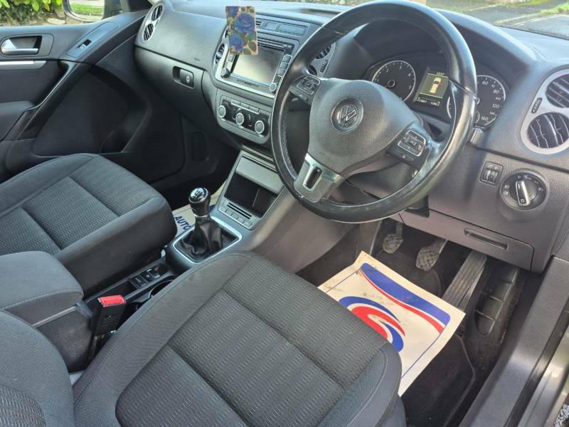 Volkswagen Tiguan 2.0 Tdi Bluemotion Tech Escape - 2012 12 HG12NUH Grey #3