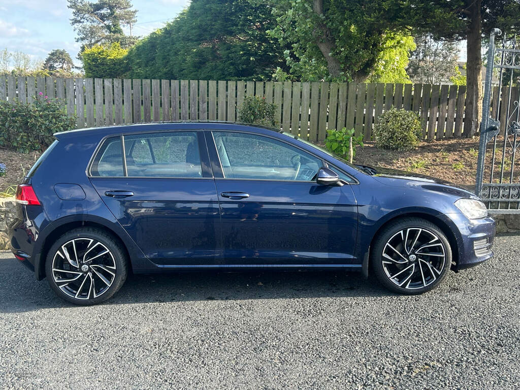 Volkswagen Golf 1.6 Tdi 110 S GD16UJR Blue #2