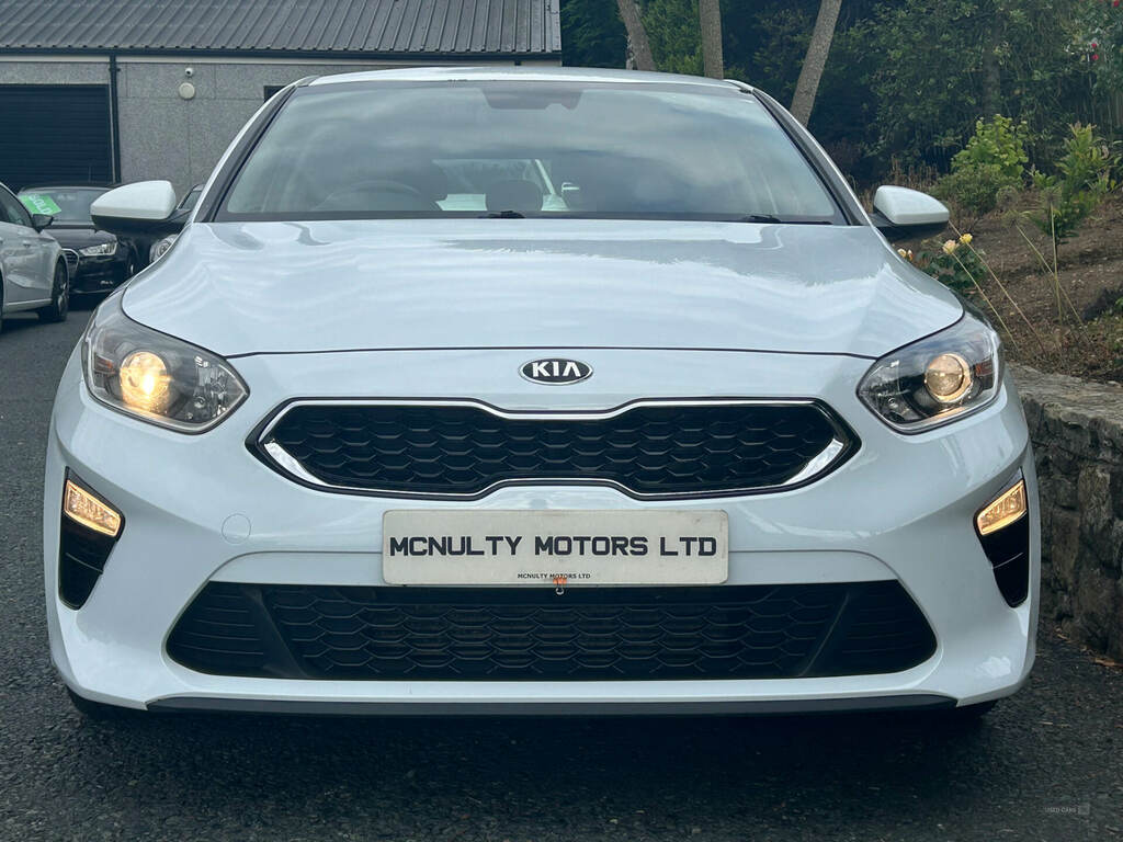 Kia Ceed 1.6 Crdi Isg 2 LB68LJU White #4