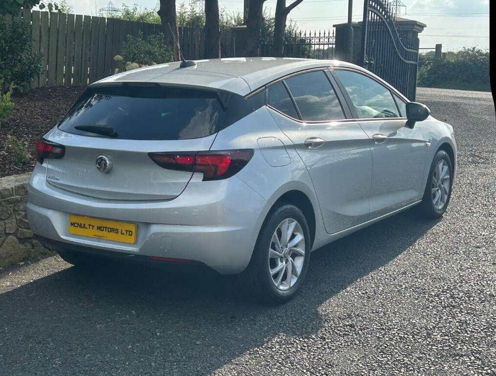Vauxhall Astra 1.5 Turbo D 105 Business Edition Nav DV20LPX Silver #3