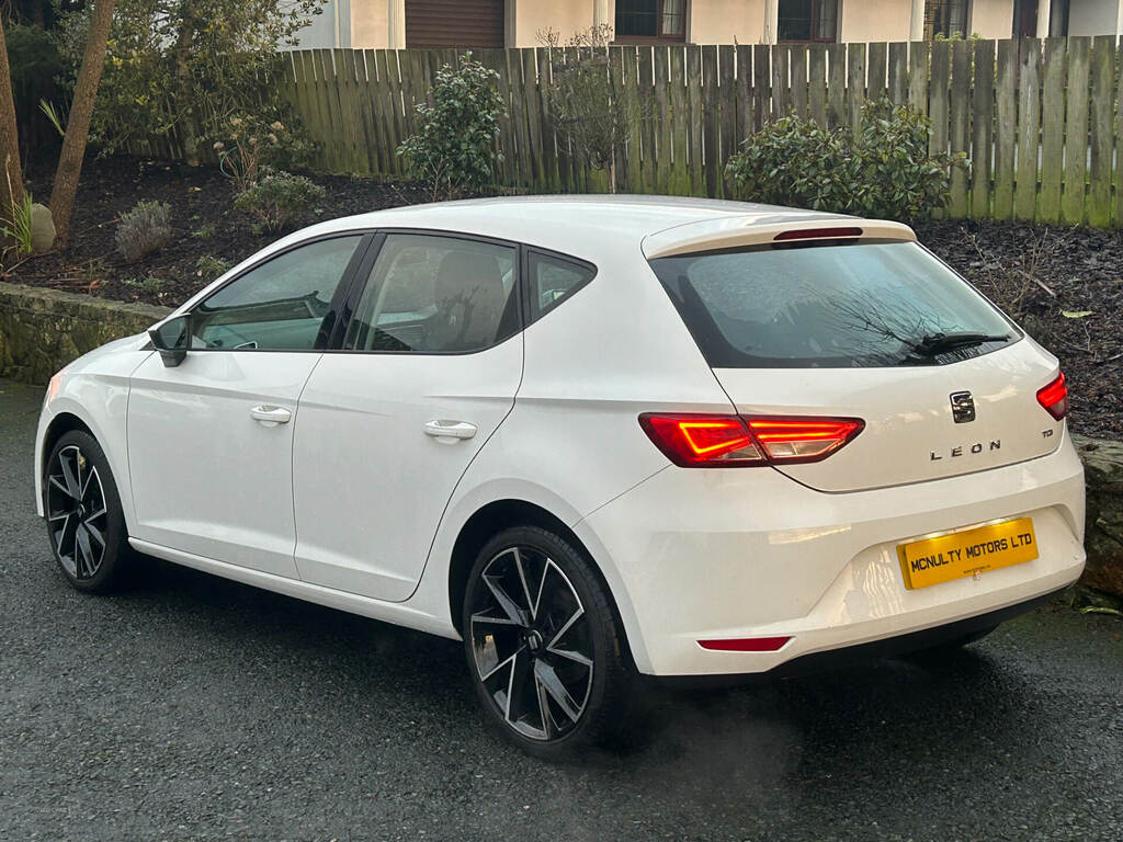 Seat Leon 1.6 Tdi 110 Se Technology Pack DC15FBY White #6
