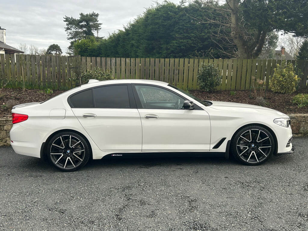 BMW 5 Series 520D Efficient Dynamics Se YY17OPU White #2