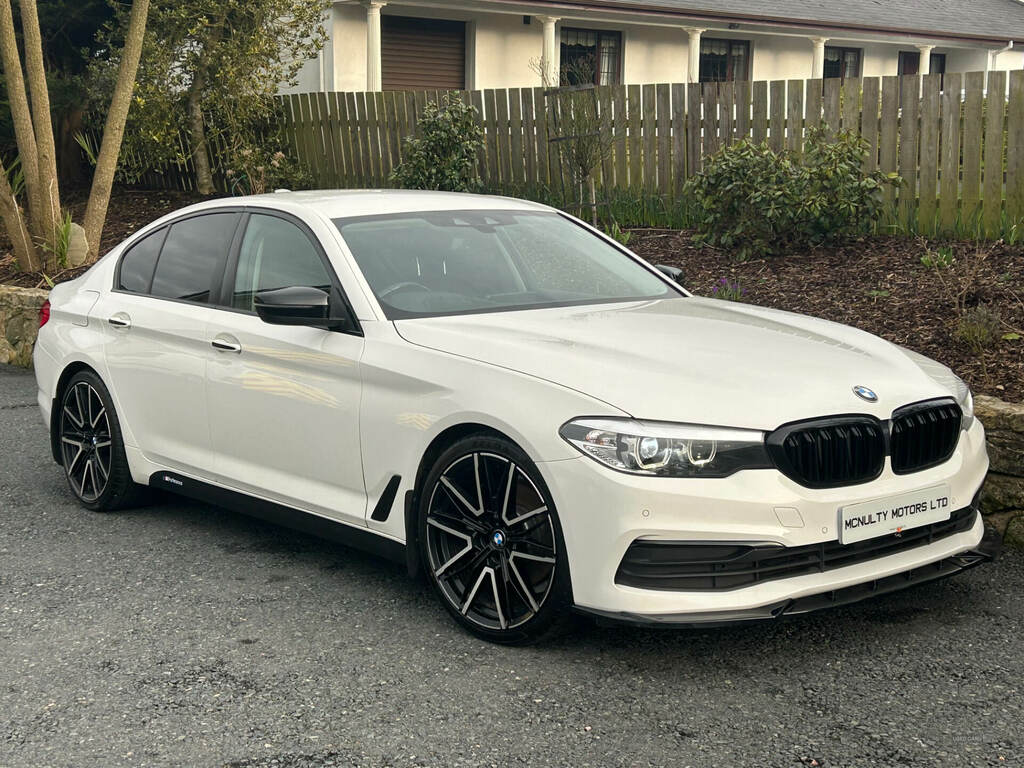 BMW 5 Series 520D Efficient Dynamics Se White