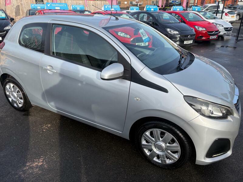Peugeot 108 1.0-Vti-active-euro-5-3dr-euro-5 FY64RYA Silver #3