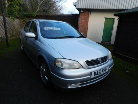 Vauxhall Astra 1.6I 16V Silver #1