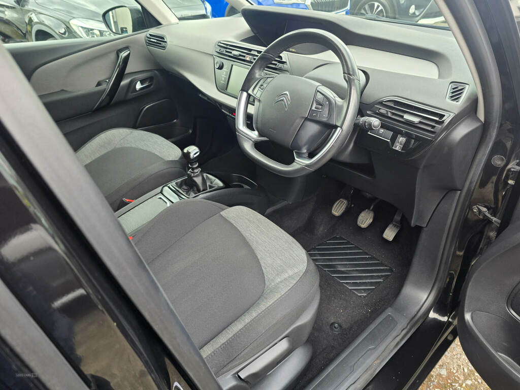 Citroen Grand C4 SpaceTourer 1.5 Bluehdi 130 Touch Plus Black #4
