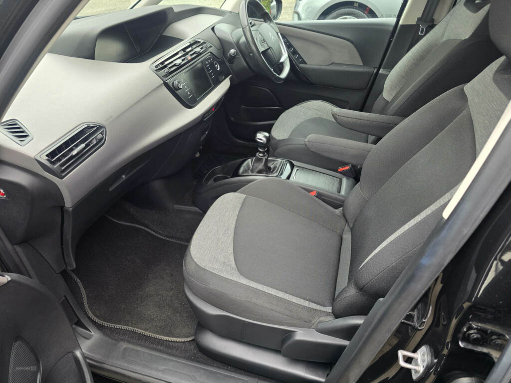 Citroen Grand C4 SpaceTourer 1.5 Bluehdi 130 Touch Plus Black #5