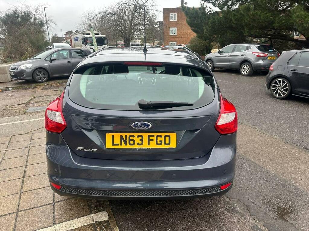 Ford Focus Hatchback 1.6 Zetec Powershift Euro 5 201363 LN63FGO Grey #5