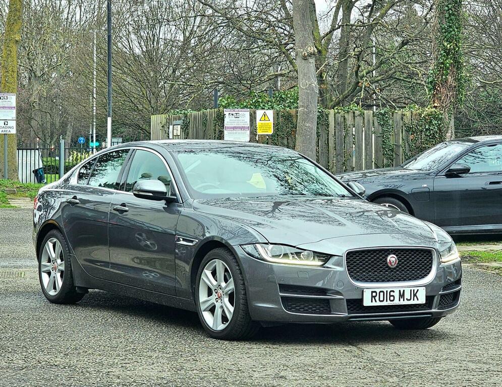 Jaguar XE 2.0D Portfolio Euro 6 Ss 201616 Grey