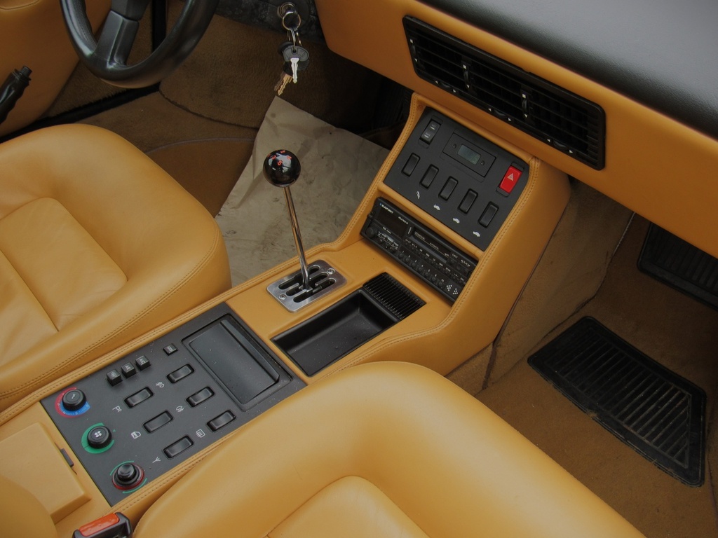 Ferrari Mondial Ferrari Mondial T 3.4 Coupe Coup Red #6
