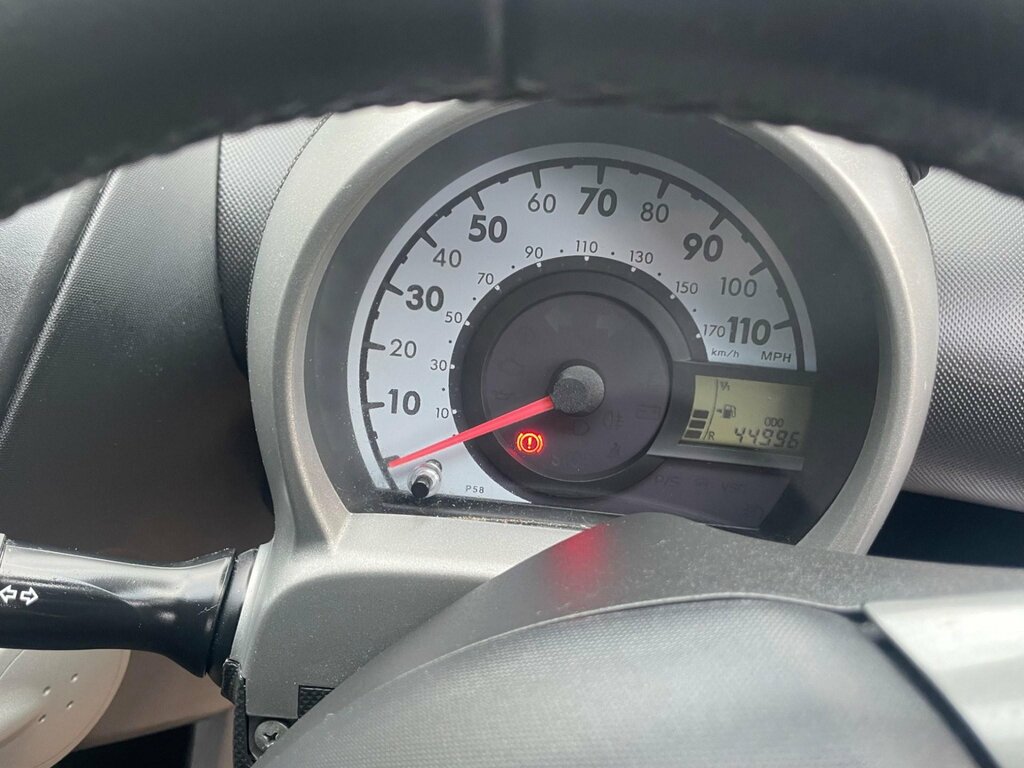 Peugeot 107 1.0 12V Allure Euro 5 SW12KVK Silver #5