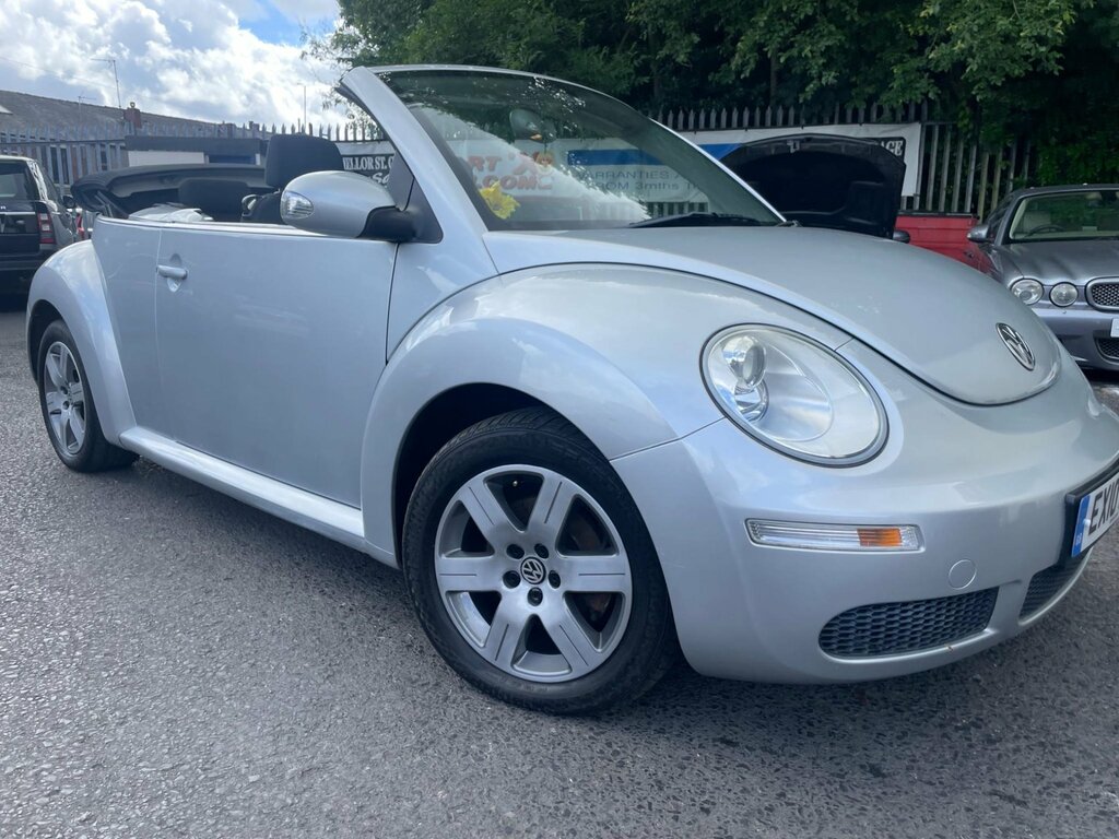 Volkswagen Beetle 1.6 Cabriolet Euro 4 102 Ps Silver #2