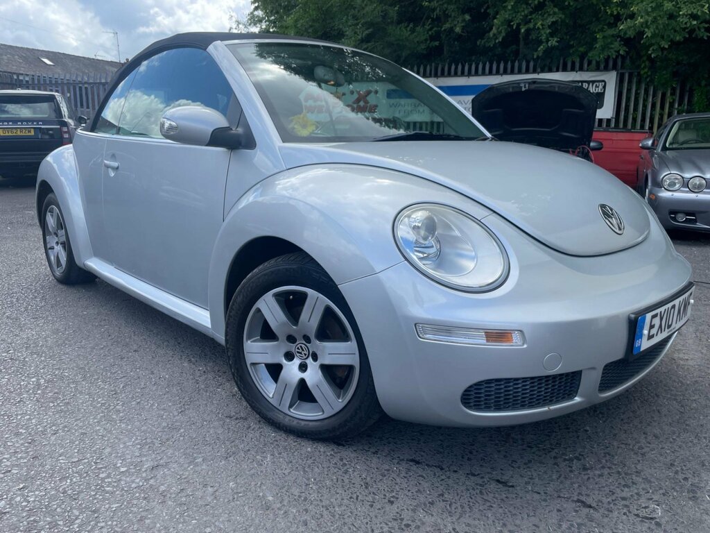 Volkswagen Beetle 1.6 Cabriolet Euro 4 102 Ps Silver