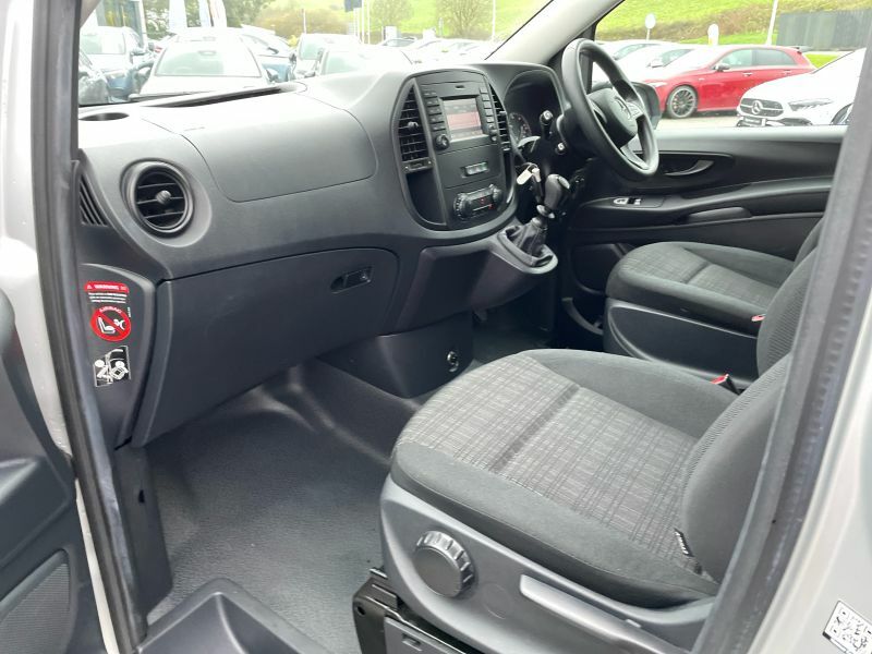 Mercedes-Benz Vito 2.1 114 Cdi Bluetec Pro Tourer Rwd L1 Euro 6 S S Silver #3