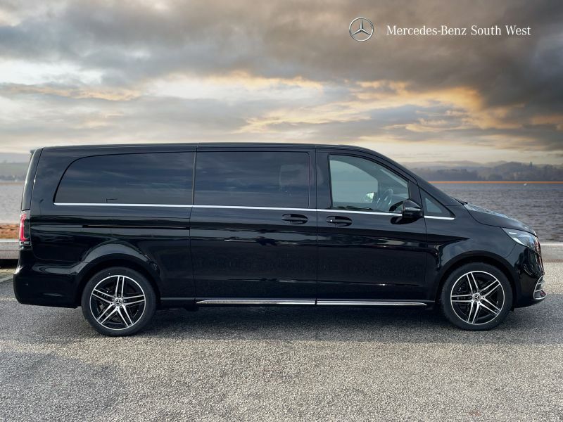 Mercedes-Benz V Class Mpv KW24XYB Black #3