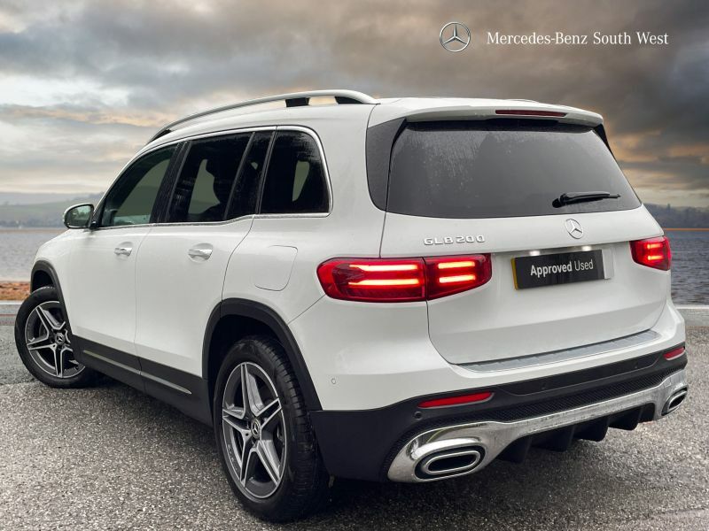 Mercedes-Benz GLB Class Suv KP74LNJ White #2