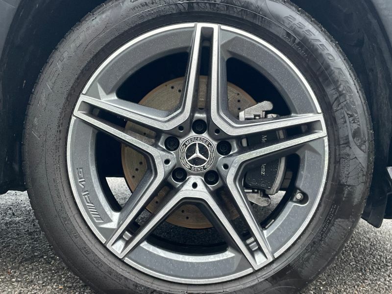 Mercedes-Benz GLB Class Suv KP74LNJ White #4