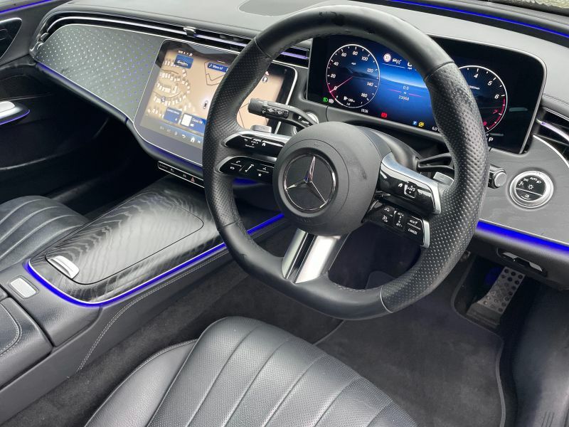 Mercedes-Benz E Class Estate KN74UMU Black #5