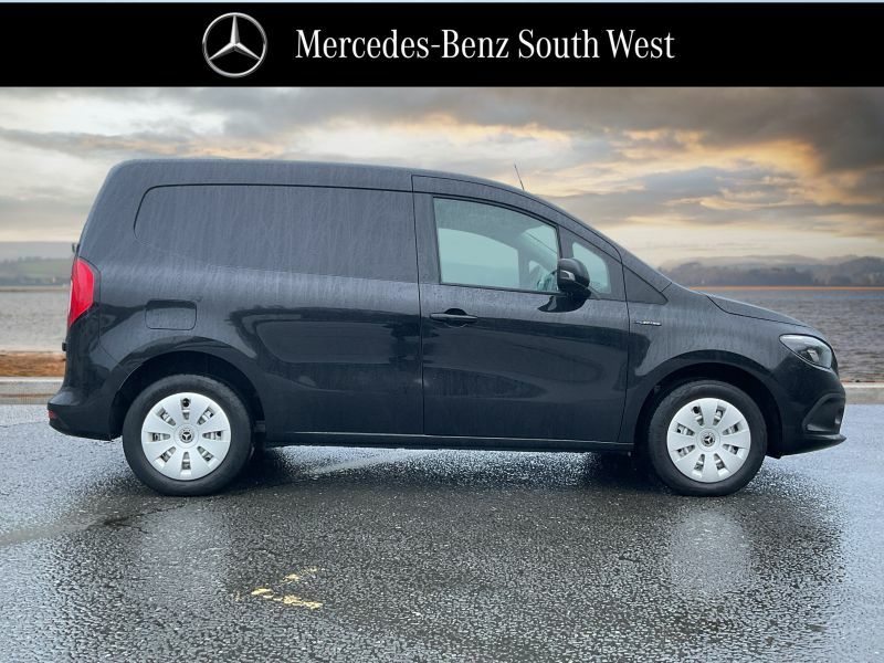 Mercedes-Benz 45Kwh Premium L1 WF25ANX Black #3