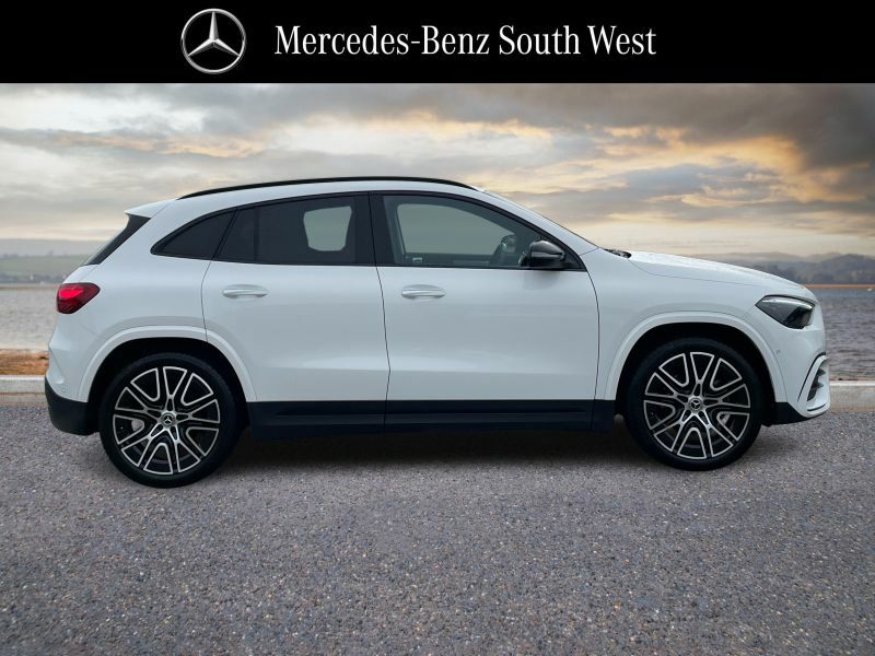 Mercedes-Benz GLA Class Suv KS25VPK White #3