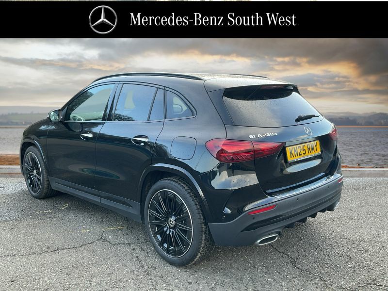 Mercedes-Benz GLA Class Suv KN25RMY Black #2