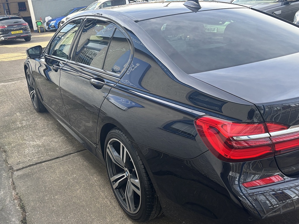 BMW 7 Series 7 Series 3.0 730D M Sport 261 Bhp 20 Bi-colour Black #5