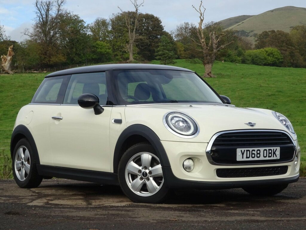 Mini Hatch 1.5 Cooper Euro 6 Ss White