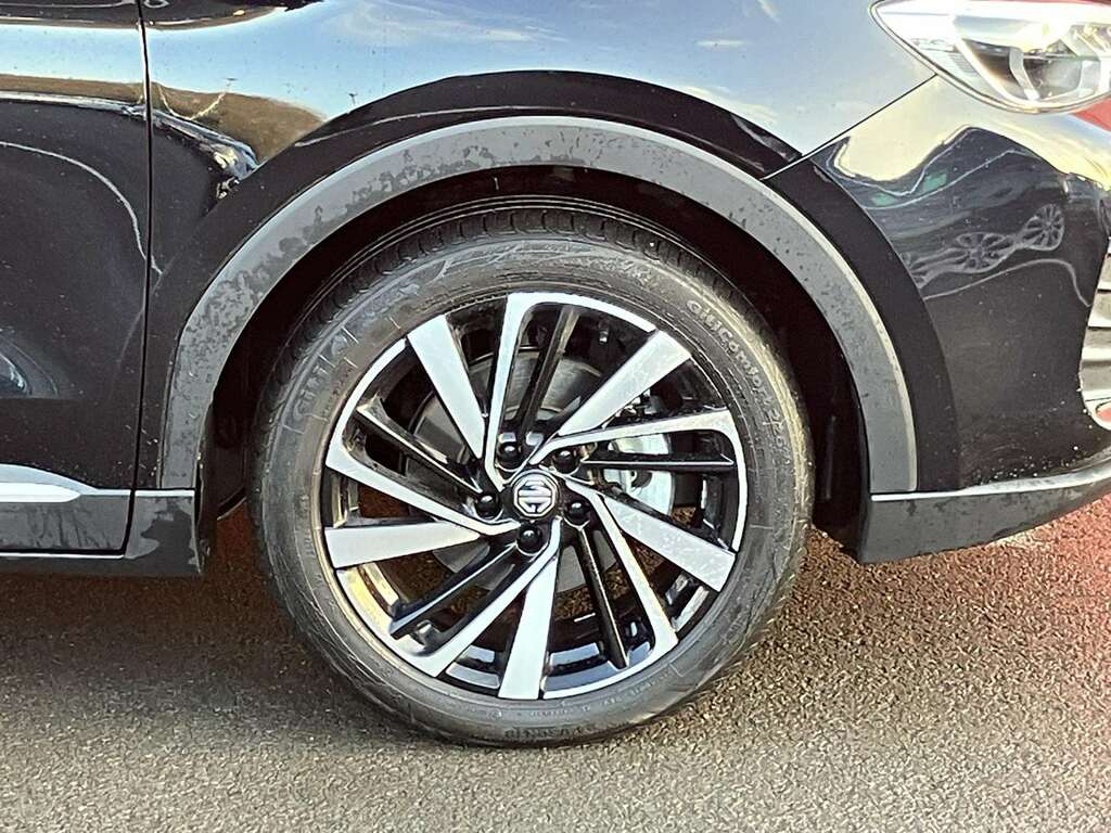 MG ZS Hat 1.5 Hybrid Trophy Au IMZ9575 Black #4