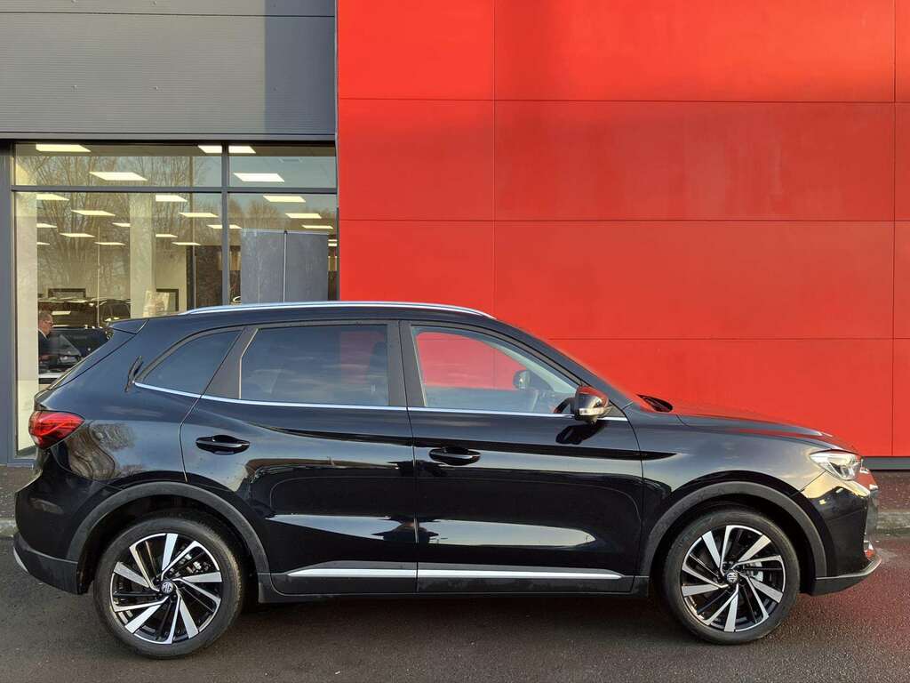 MG ZS Hat 1.5 Hybrid Trophy Au IMZ9575 Black #3