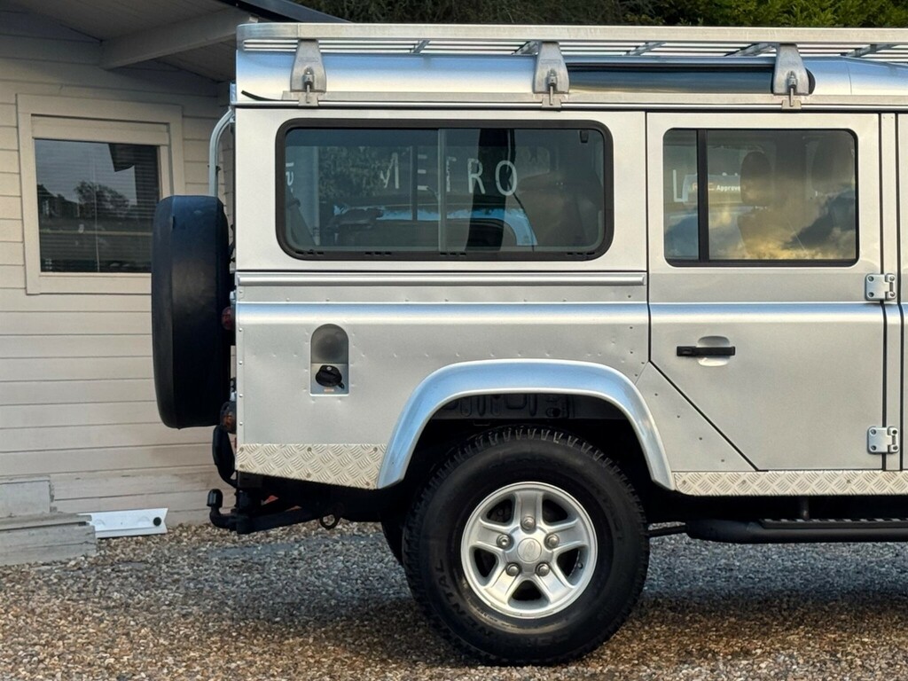 Land Rover Defender 110 2.2 Tdci County Station Wagon 4Wd Mwb Euro 5 PK15JYL Silver #5