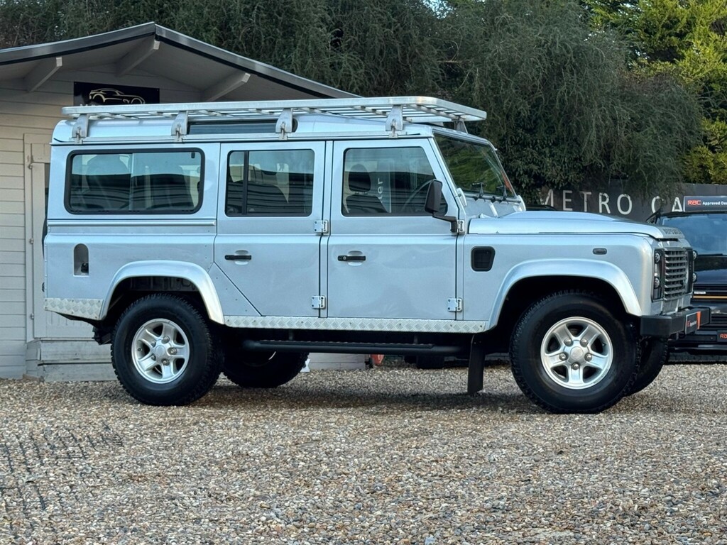 Land Rover Defender 110 2.2 Tdci County Station Wagon 4Wd Mwb Euro 5 PK15JYL Silver #2