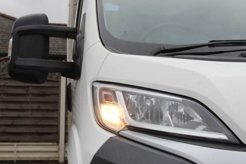 Citroen Relay 2.0 Bluehdi Chassis Cab 130Ps - 2017 67 CN67DBY White #6
