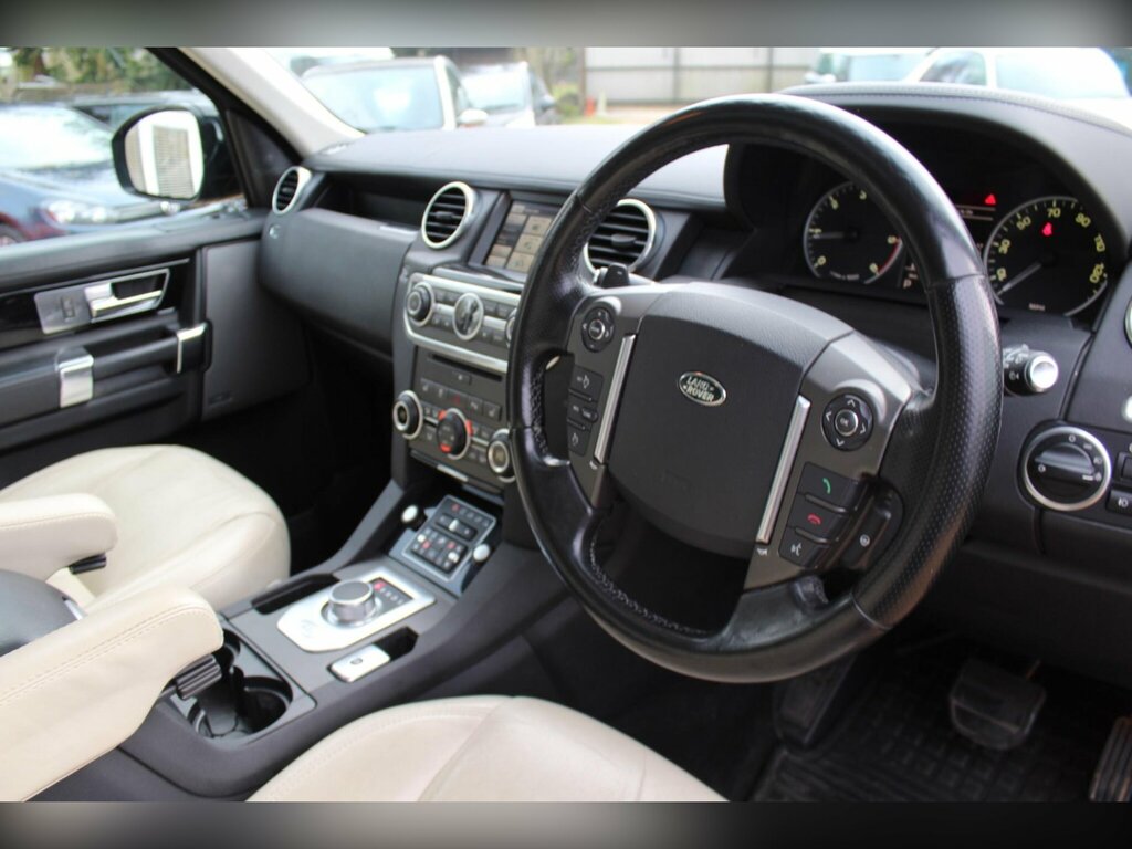 Land Rover Discovery 4 3.0 Sd V6 Hse Luxury 4Wd Euro 5 Ss CP64VOD Black #2